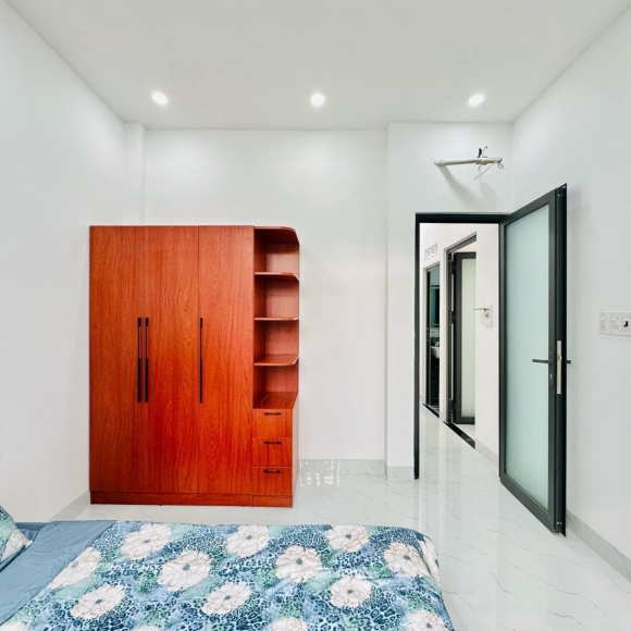Bán gấp nhà phố Nguyễn Thị Định, Quận 2 _ Chỉ 6 ty…9999 _ Siêu phẩm 2 tầng, sổ riêng_ 81 m2 đất. - Ảnh 1